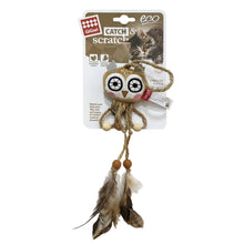 Owl Catch &amp; Scratch Eco line with Slivervine Leaves and Natural Feather